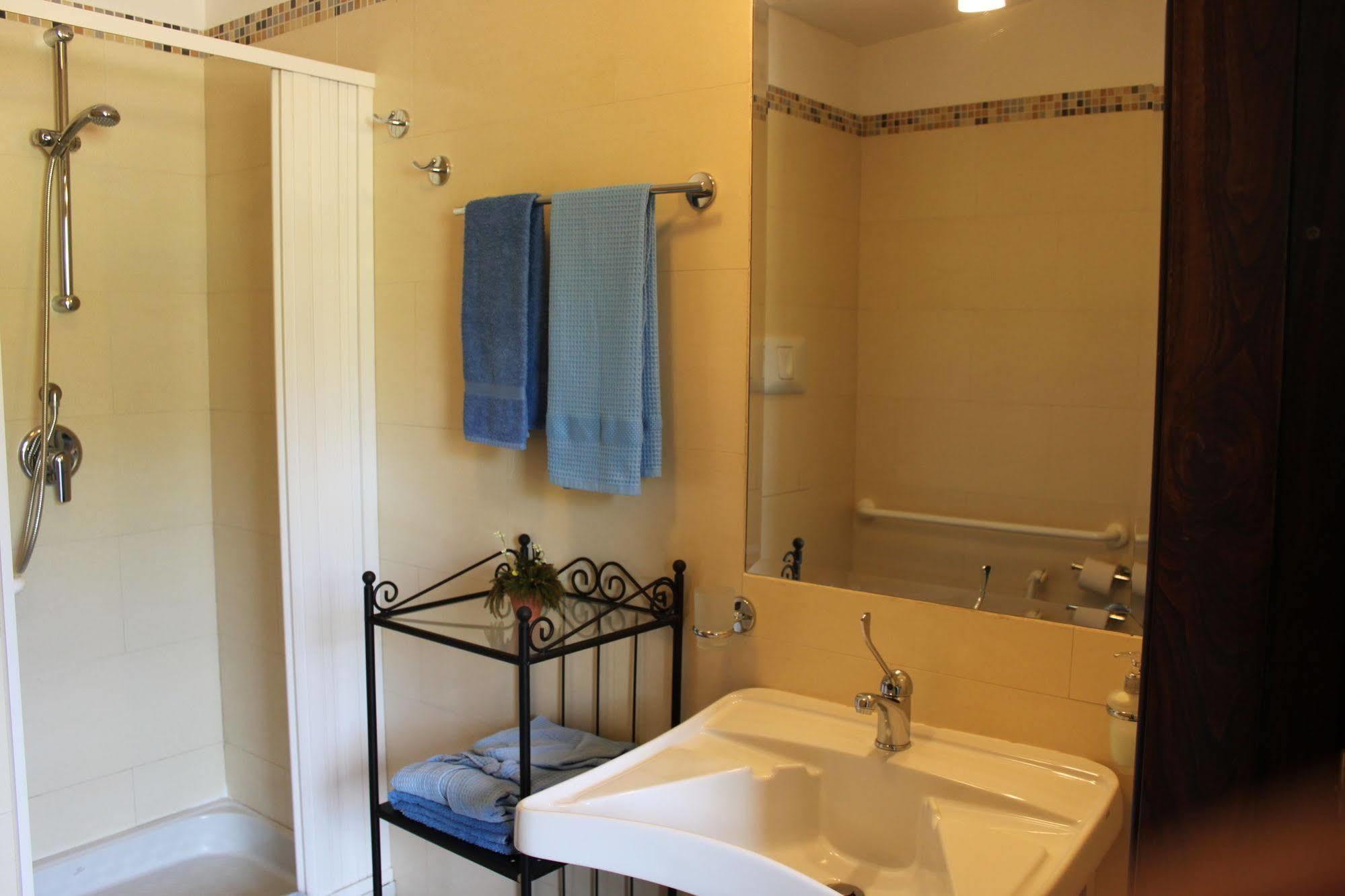 Flegrea House Aparthotel Pozzuoli Exterior foto